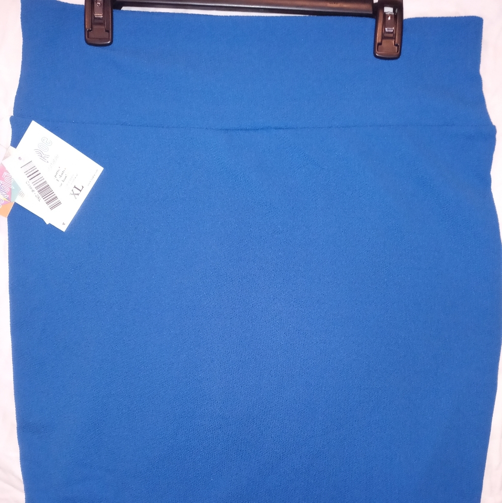 🔥3/$36LulaRoe Cassie Skirt